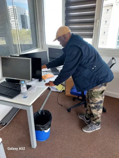 Nettoyage de bureau professionnel avec ISIEFE à Bagnolet, Bagnolet, ISIEFE