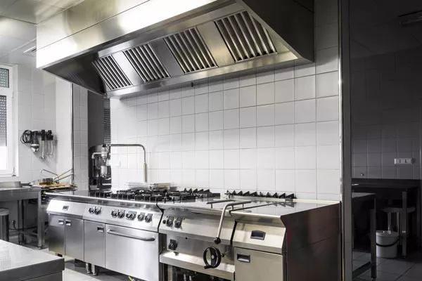 Nettoyage de hotte pour un restaurant bistronomique, Bagnolet, ISIEFE